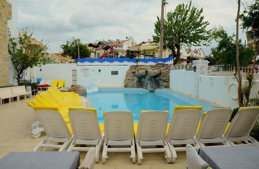 Sincerity Apart Hotel 马尔马里斯 外观 照片